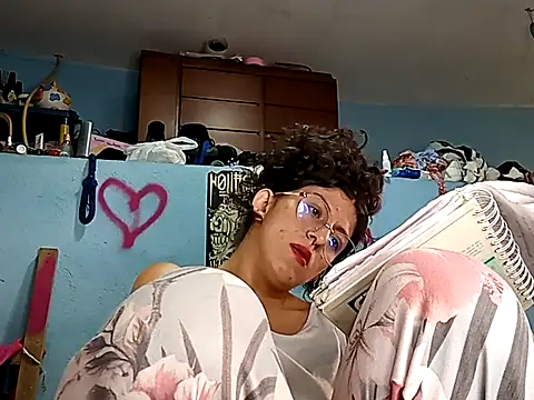 LoveElectra online show from 10-02-25, 03:04