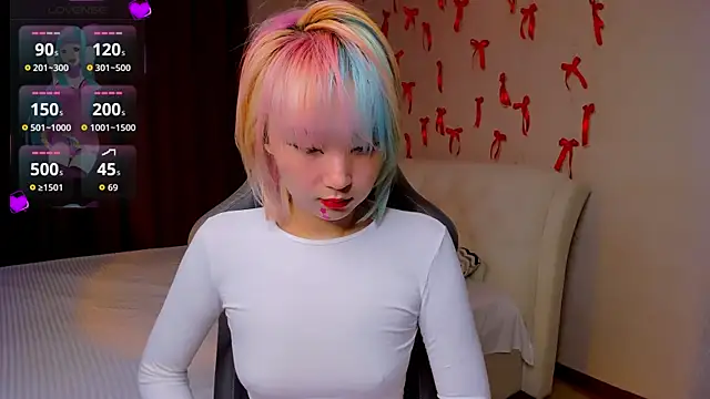 Milla Aheo online show from 03-25-26, 12:59