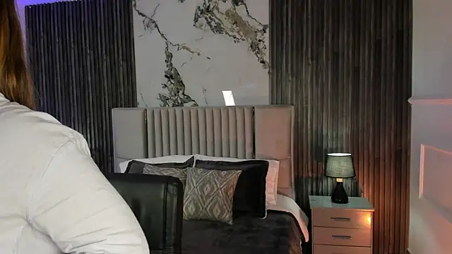 Lillyortiz online show from 05-25-26, 07:45