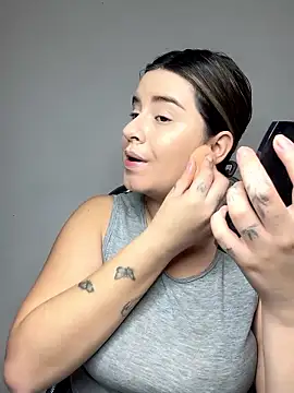 SaraBraun  online show from 01-12-26, 05:31