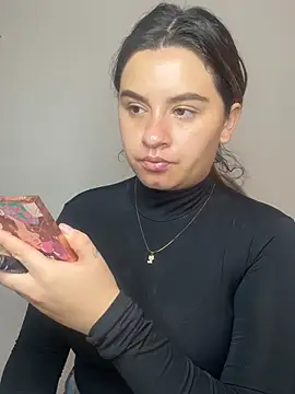 SaraBraun  online show from 04-12-26, 03:37