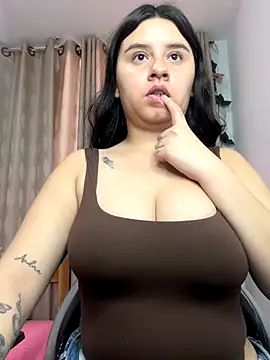 SaraBraun  online show from 11-11-25, 07:41