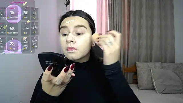 SaraBraun  online show from 12-03-25, 04:39