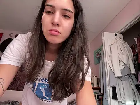 naughtynadia0502 online show from 02-18-25, 08:36
