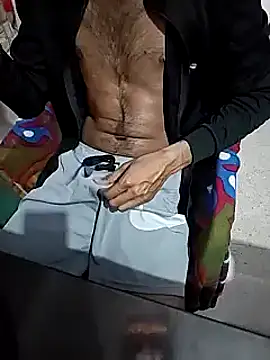 bananadick     online show from 01-24-25, 06:25