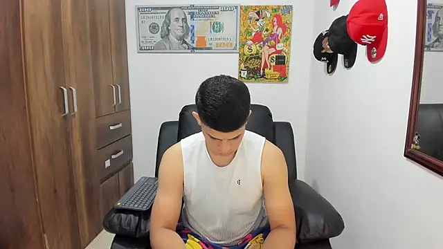 Snapshot of boss_of_cash chatting on 09-30-25, 12:00 boss of cash online show from 09-30-25, 12:00