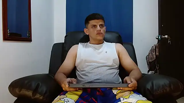 Snapshot of boss_of_cash chatting on 11-09-25, 11:36 boss of cash online show from 11-09-25, 11:36