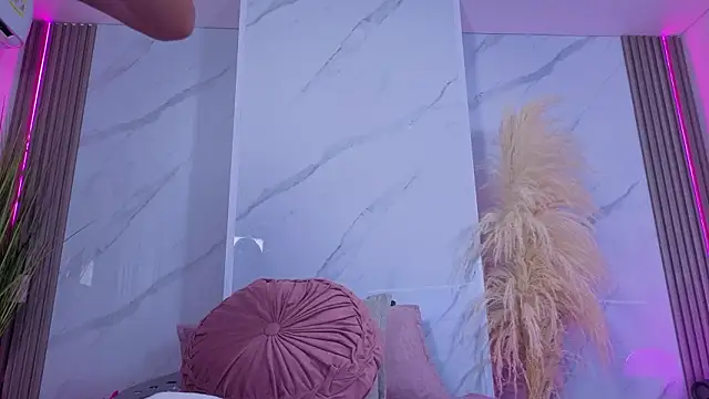 Chlooee   online show from 03-27-26, 03:48