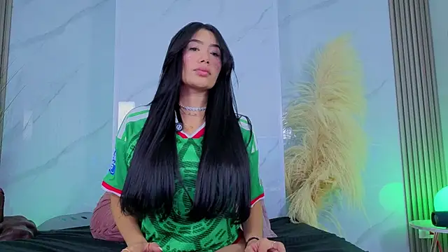 Snapshot of Chlooee__ chatting on 07-02-26, 01:17 Chlooee online show from 07-02-26, 01:17