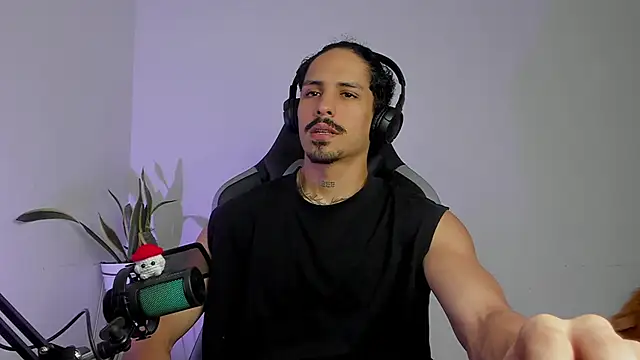 Lukeetaylor online show from 06-02-26, 01:44