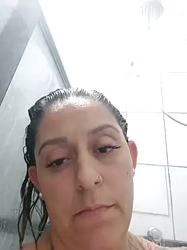 Snapshot of baixinhaloira chatting on 12-21-24, 02:30 baixinhaloira online show from 12-21-24, 02:30