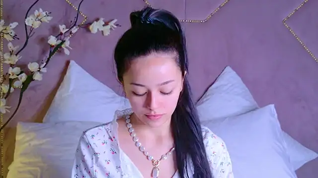 STELLA RICH online show from 10-28-25, 08:08