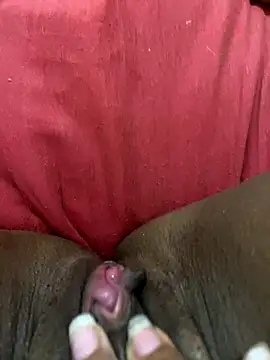 Gordelicia03 online show from 11-30-25, 02:23