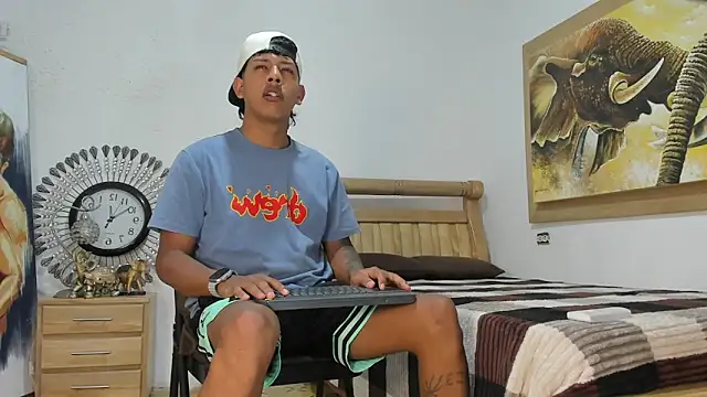 mr stiven  online show from 04-19-26, 04:13