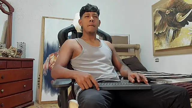 mr stiven  online show from 03-11-26, 07:52