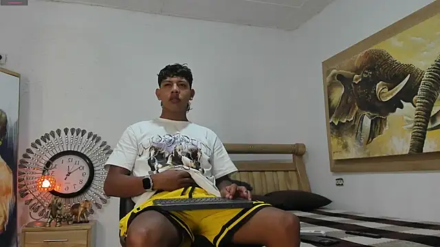 mr stiven  online show from 05-22-26, 06:22