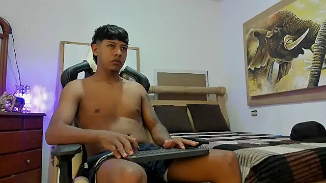 mr stiven  online show from 03-13-26, 03:11