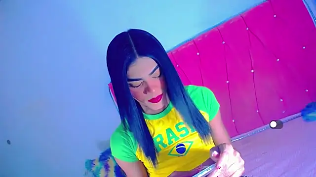 Theylor Rouse online show from 10-26-25, 08:37