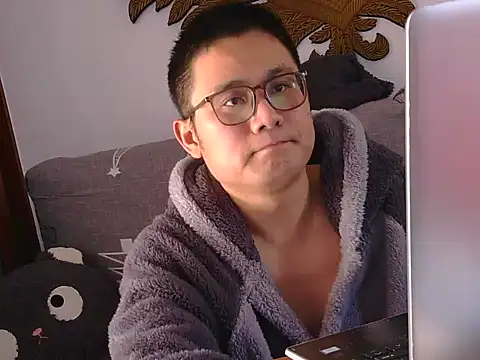 Snapshot of 866532 chatting on 01-02-25, 06:40 866532 online show from 01-02-25, 06:40