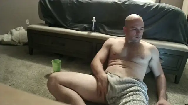 Snapshot of Nickj630 chatting on 10-20-25, 03:19 Nickj630 online show from 10-20-25, 03:19