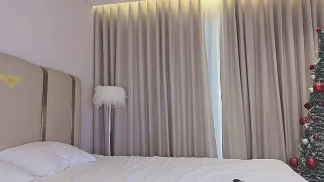 Akina starr online show from 01-15-26, 05:11