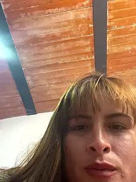 Snapshot of Liah_ferrer chatting on 10-01-25, 11:41 Liah ferrer online show from 10-01-25, 11:41