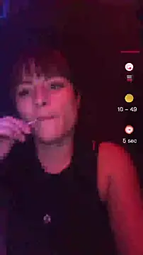 Snapshot of Liah_ferrer chatting on 12-20-24, 01:03 Liah ferrer online show from 12-20-24, 01:03