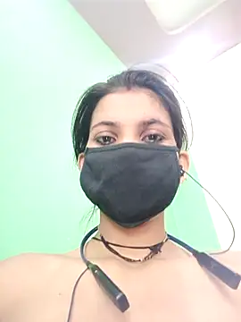 Snapshot of Aafreen_36 chatting on 04-14-26, 02:27 Aafreen 36 online show from 04-14-26, 02:27