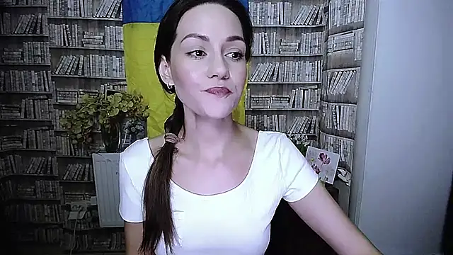 Lina Star S online show from 11-11-25, 09:15