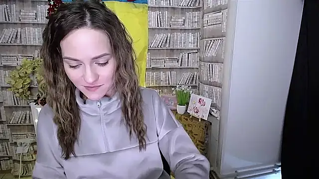 Lina Star S online show from 12-22-25, 07:52