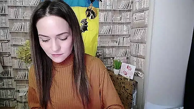 Lina Star S online show from 10-16-25, 07:27