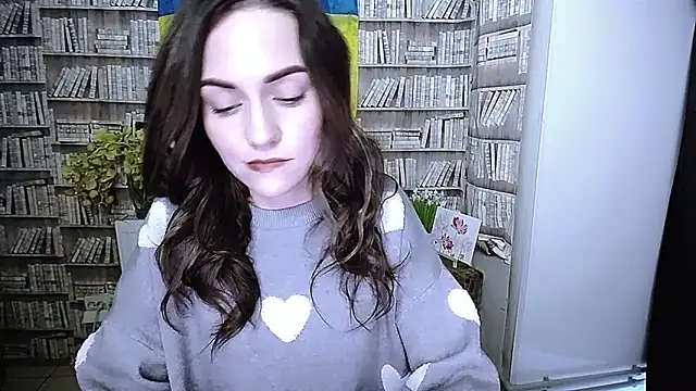 Lina Star S online show from 11-16-25, 07:13