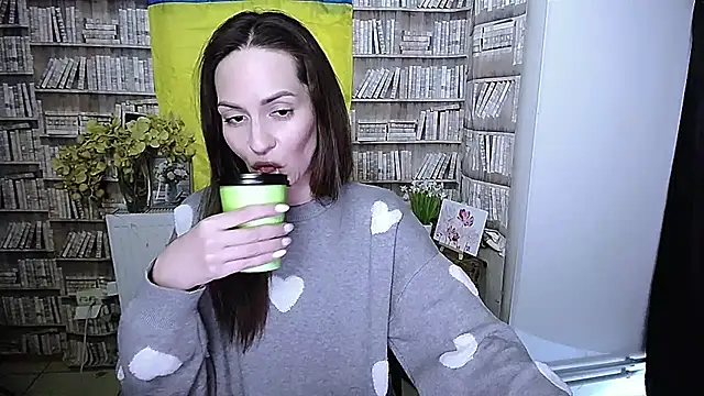 Lina Star S online show from 11-25-25, 10:26