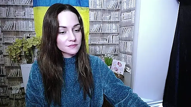 Lina Star S online show from 11-18-25, 09:56