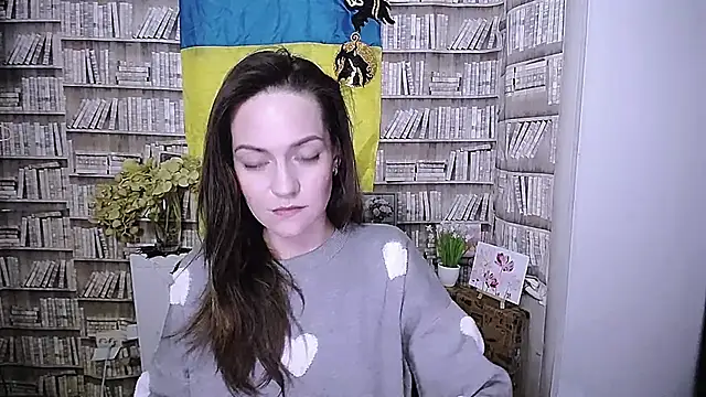 Lina Star S online show from 10-28-25, 08:35