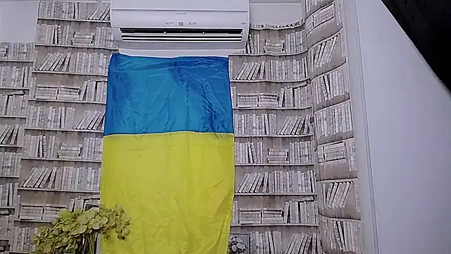 Lina Star S online show from 10-13-25, 05:42