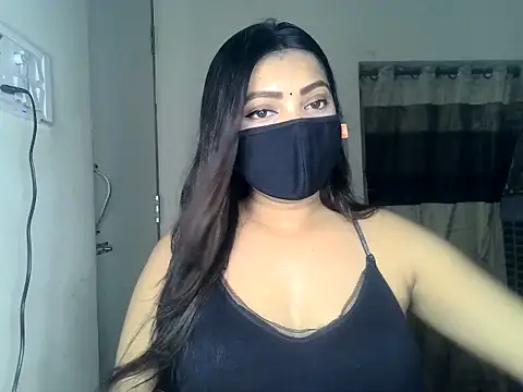 Snapshot of ishi_Beauty chatting on 06-24-26, 04:55 ishi Beauty online show from 06-24-26, 04:55