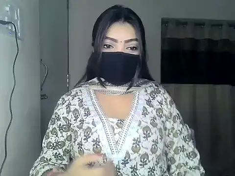 ishi Beauty online show from 03-10-26, 04:38