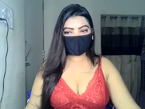 Snapshot of ishi_Beauty chatting on 06-27-26, 04:29 ishi Beauty online show from 06-27-26, 04:29