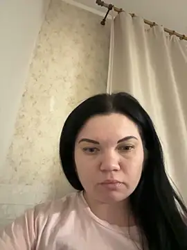 Diane Briggs online show from 12-13-24, 03:21