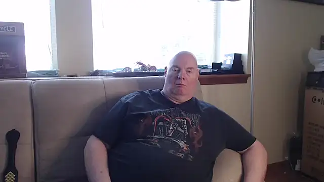 harley99574 online show from 12-17-25, 05:51