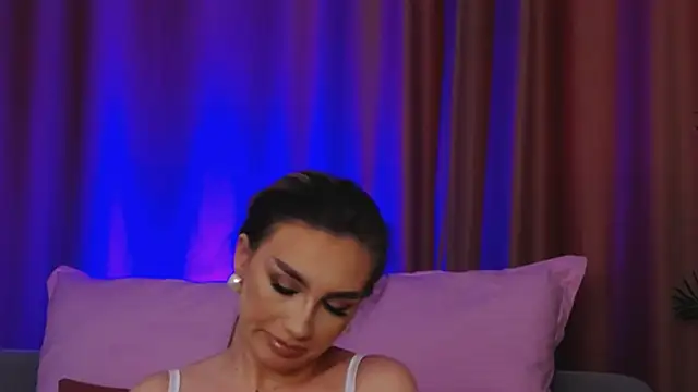 FelyJolie online show from 03-05-25, 08:32