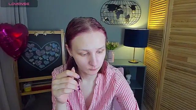Snapshot of SallyFishery chatting on 02-15-25, 01:31 SallyFishery online show from 02-15-25, 01:31