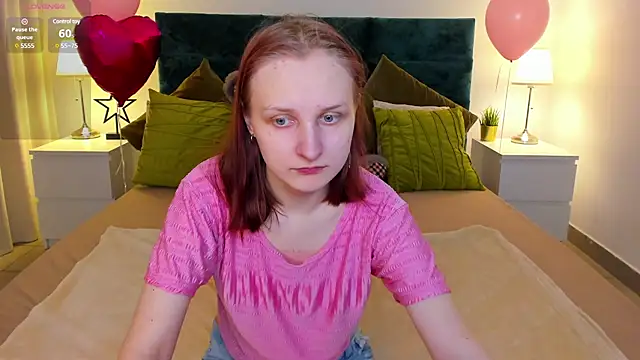 Snapshot of SallyFishery chatting on 03-19-25, 08:01 SallyFishery online show from 03-19-25, 08:01