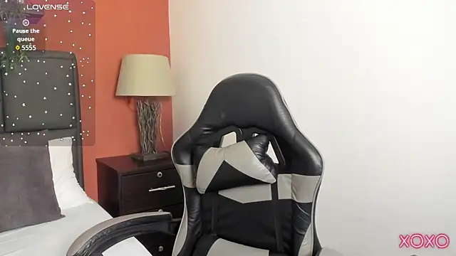 linda rios  online show from 03-03-26, 02:18