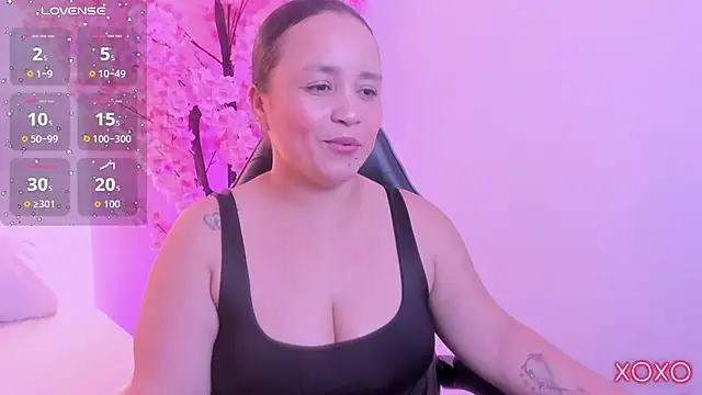 Snapshot of linda_rios_ chatting on 07-14-26, 08:15 linda rios online show from 07-14-26, 08:15