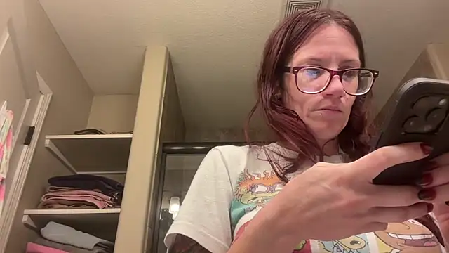 Snapshot of yourstrulylivy69 chatting on 09-19-25, 01:59 yourstrulylivy69 online show from 09-19-25, 01:59