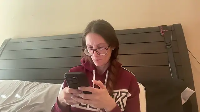 Snapshot of yourstrulylivy69 chatting on 01-23-25, 06:14 yourstrulylivy69 online show from 01-23-25, 06:14