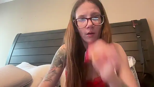 Snapshot of yourstrulylivy69 chatting on 02-14-25, 08:05 yourstrulylivy69 online show from 02-14-25, 08:05