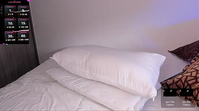 DannaHott17 online show from 11-04-25, 01:26